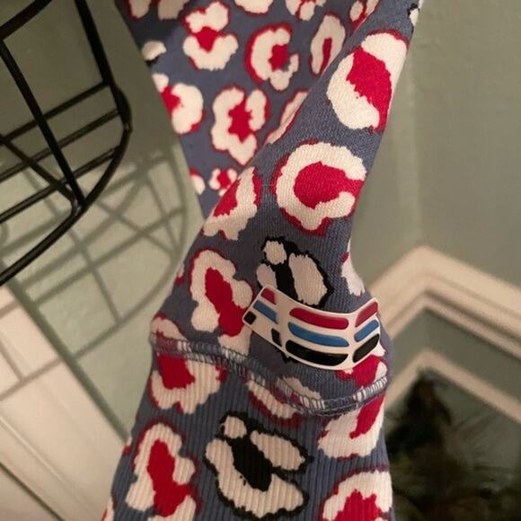 Adam Selman Cropped blue and red leopard Sweatshirt - Picture 6 of 6